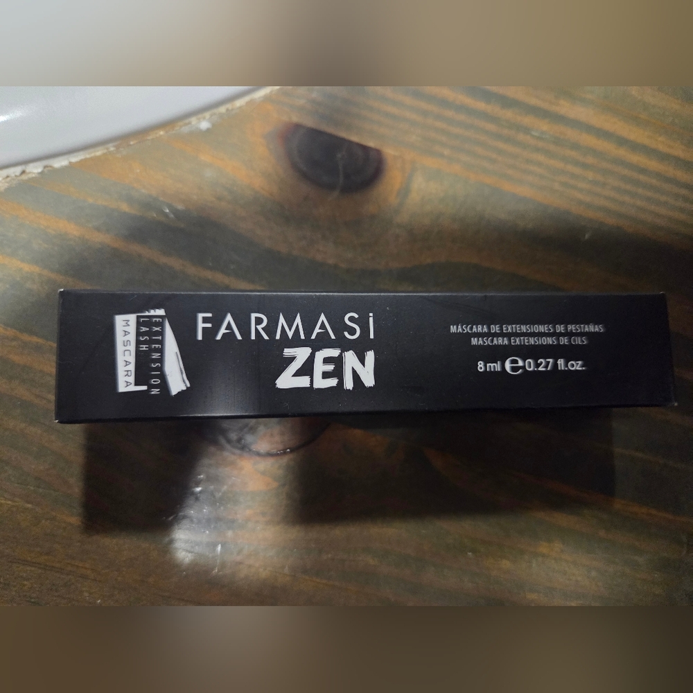 Farmasi Zen Mascara